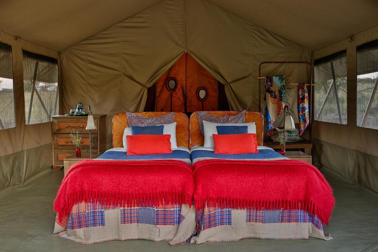 Отель Olengoti Eco Safari Camp Talek Экстерьер фото